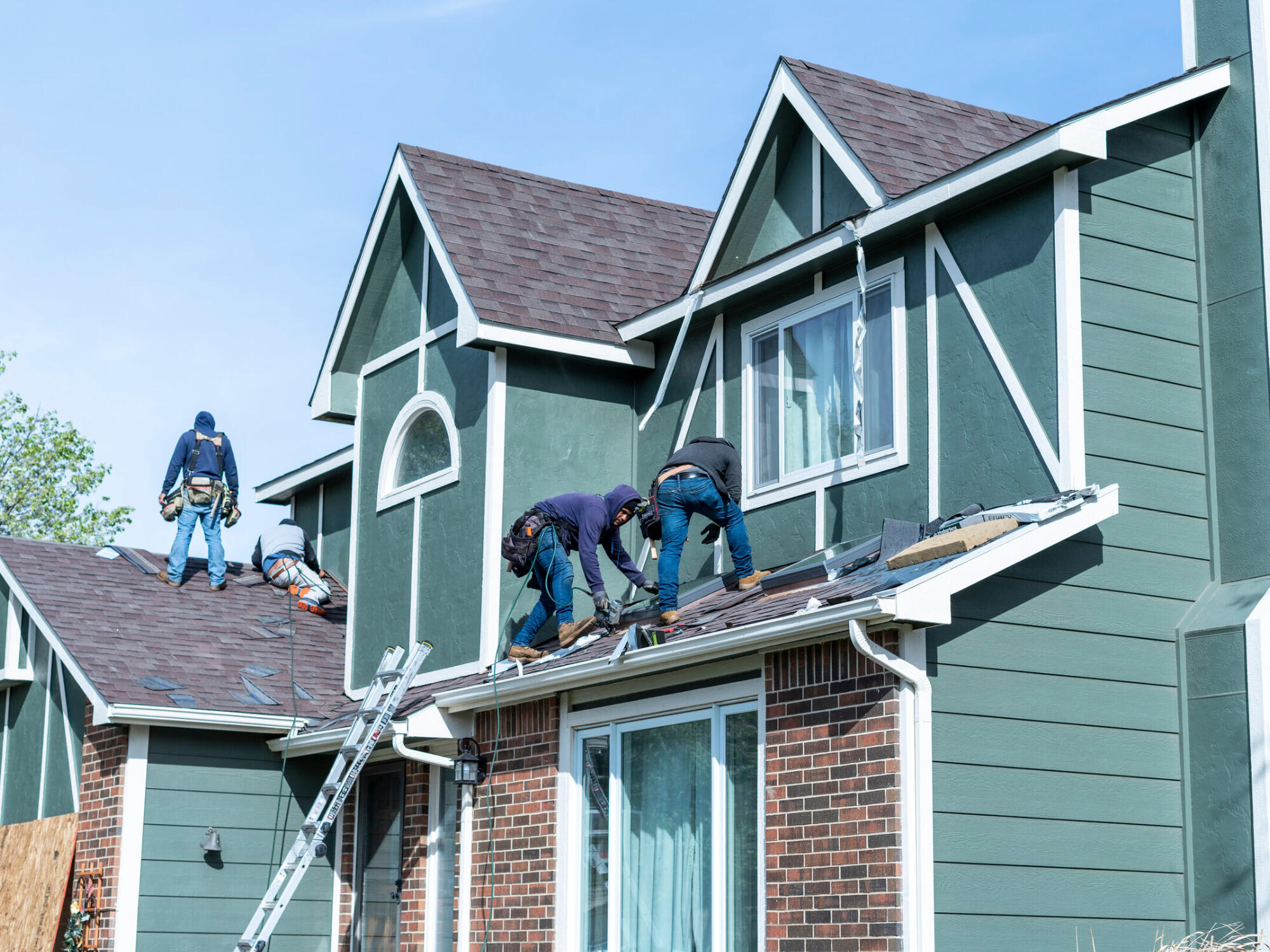 CALGARY ROOF INSTALLATION